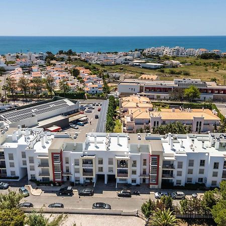 Apartamento T2 Eucalipto 2A Olhos de Agua  Buitenkant foto