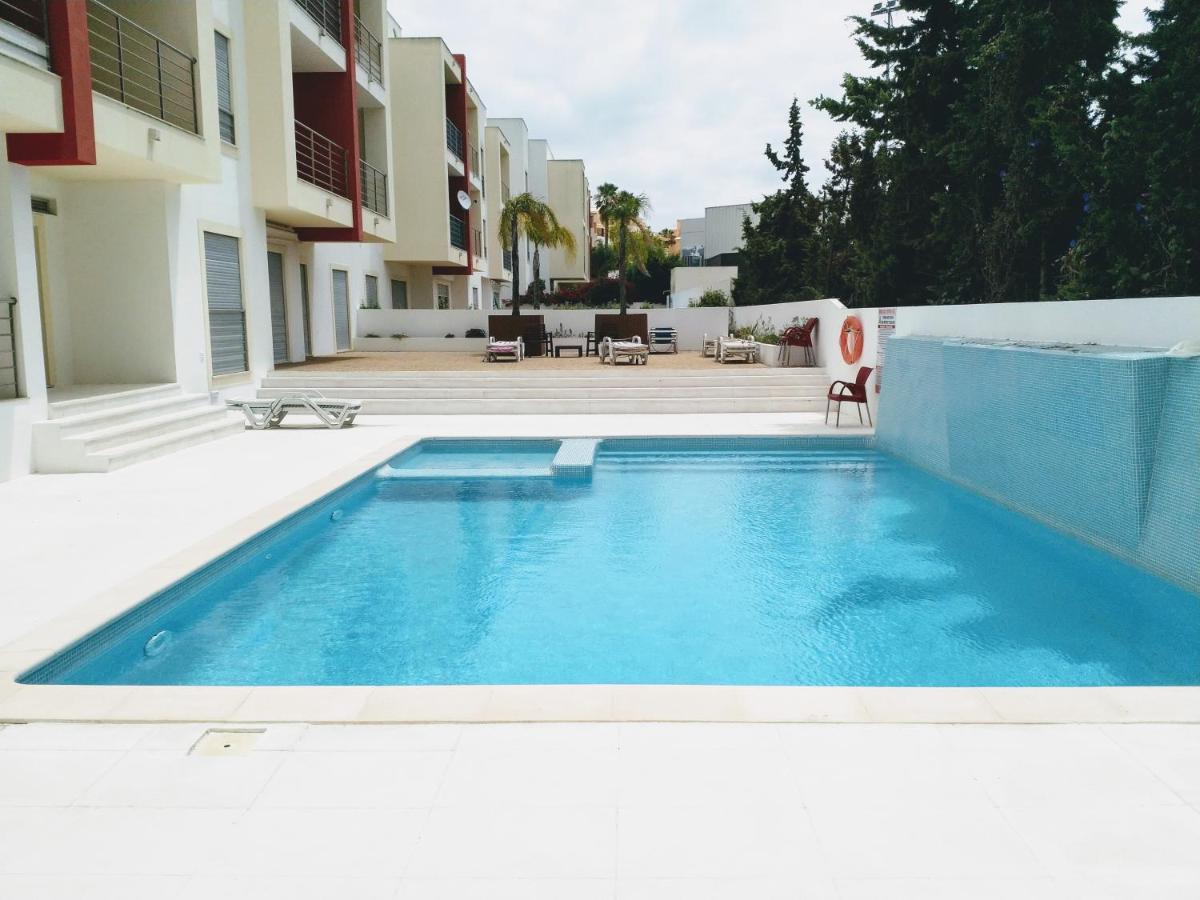 Apartamento T2 Eucalipto 2A Olhos de Agua  Buitenkant foto