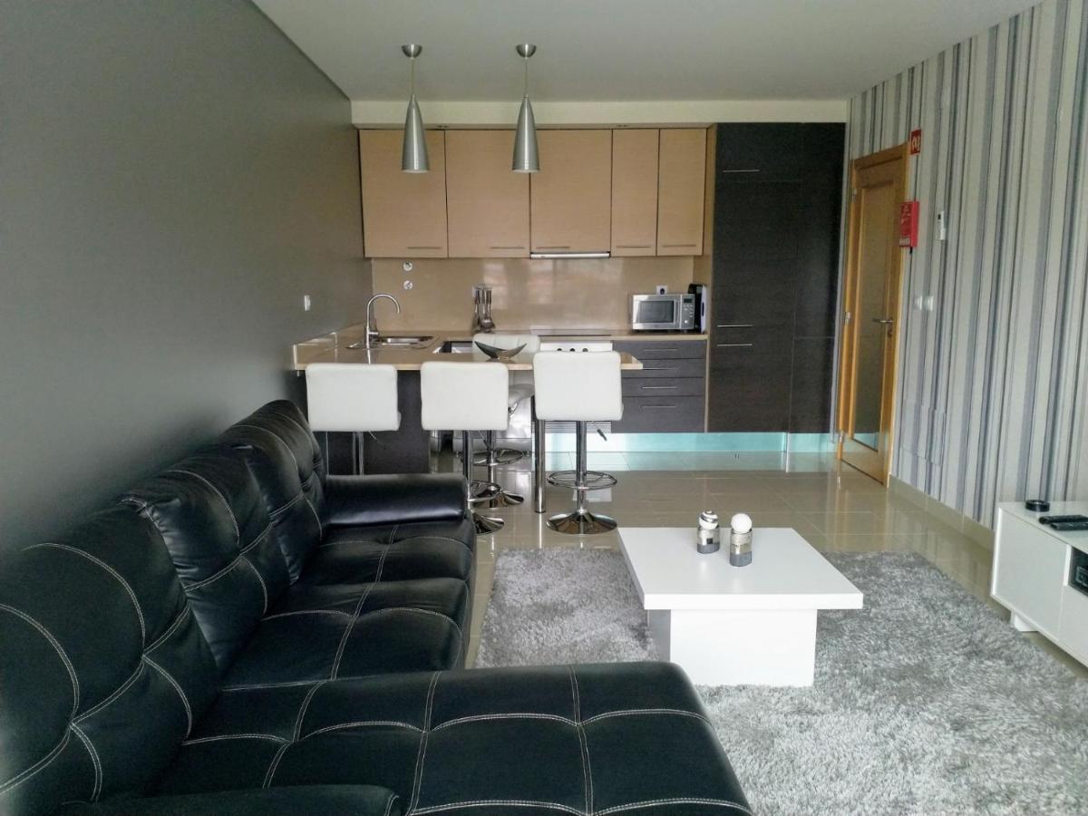 Apartamento T2 Eucalipto 2A Olhos de Agua  Buitenkant foto