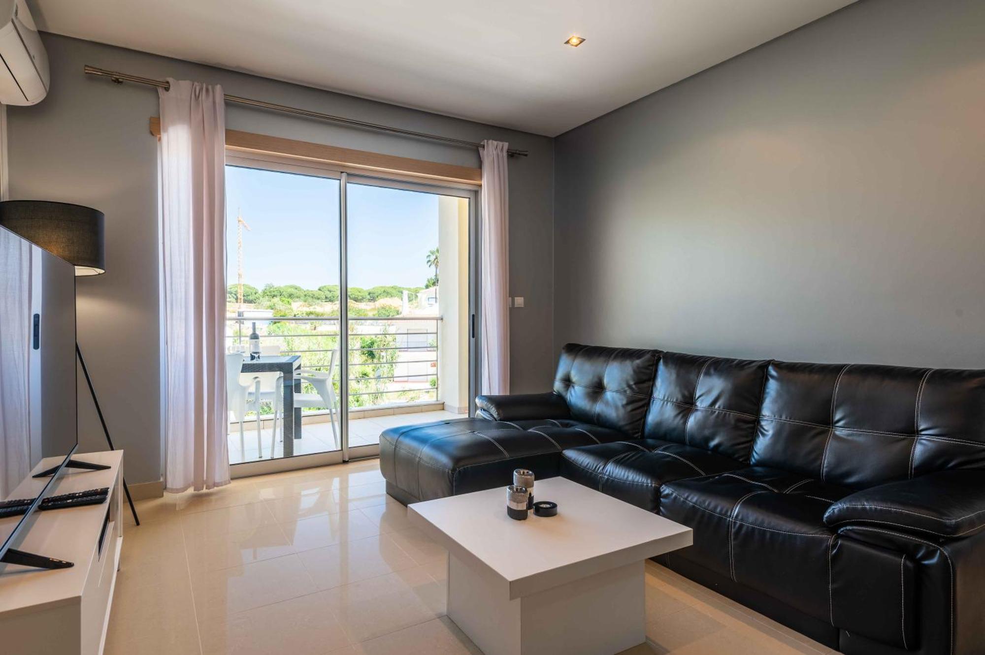 Apartamento T2 Eucalipto 2A Olhos de Agua  Buitenkant foto