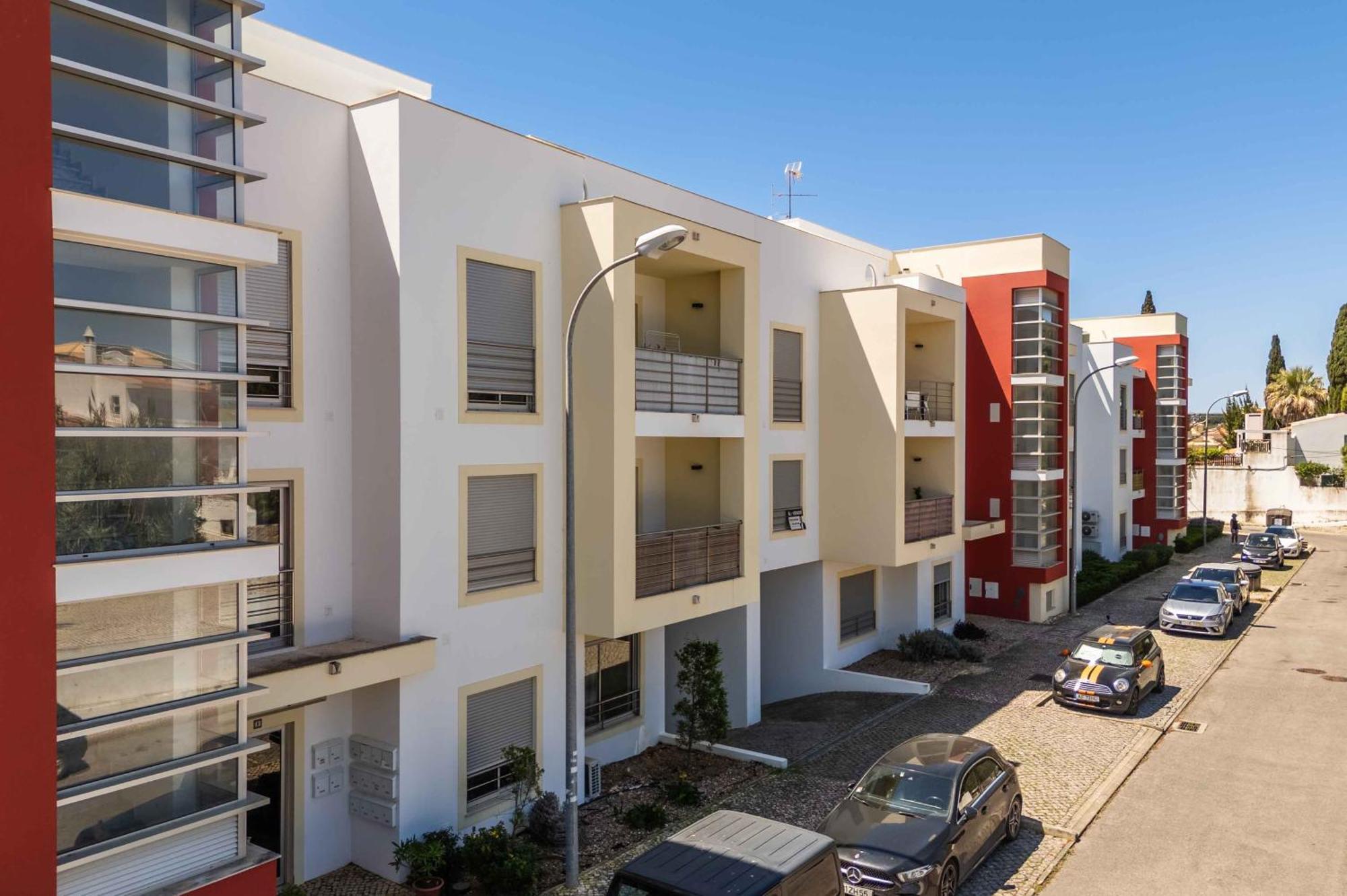 Apartamento T2 Eucalipto 2A Olhos de Agua  Buitenkant foto